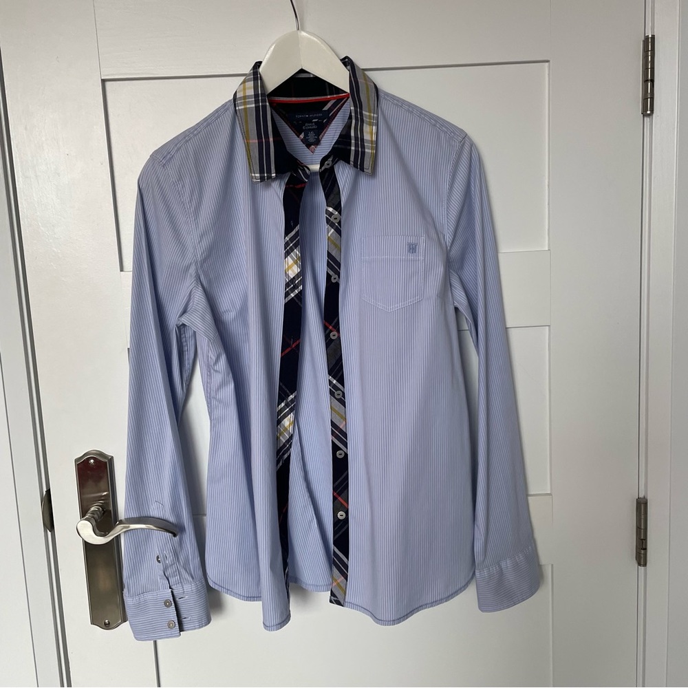 NWOT, Ladies Blue Striped Shirt with Plaid Accents by Tommy Hilfiger